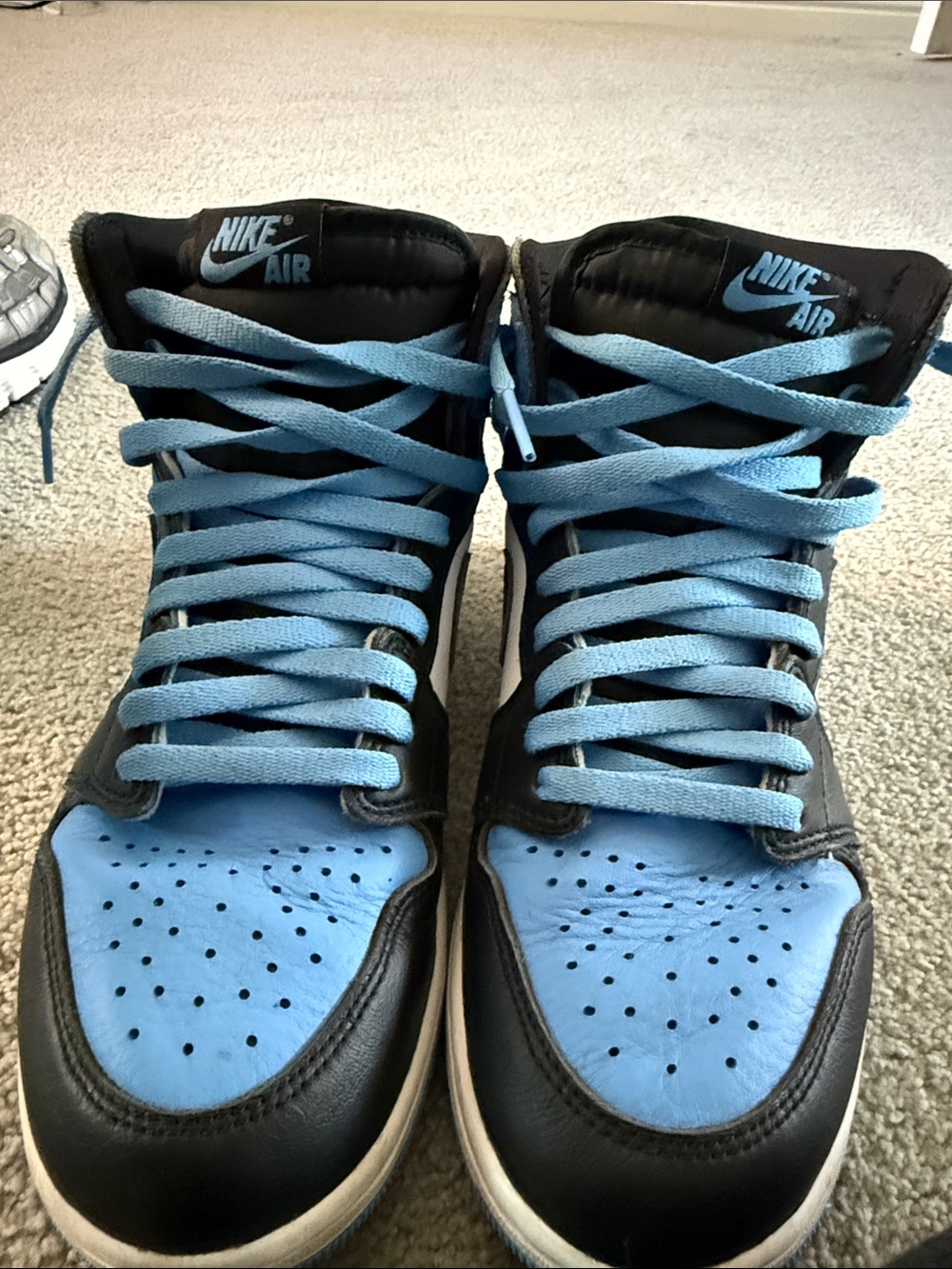 Nike jordan 1 high tops unc toes